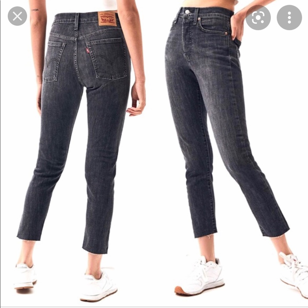 Levi’s wedgie skinny raw hem